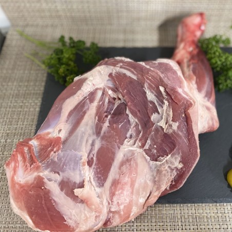 Épaule d’agneau avec os